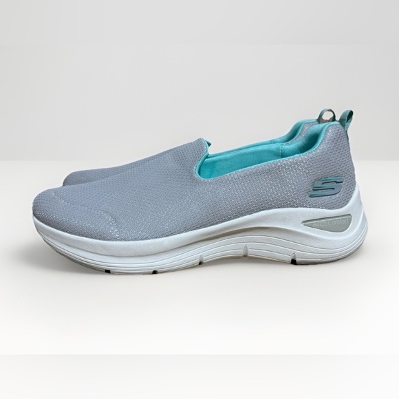 Skechers Shoes - SKECHERS Women's Arch Fit Comfort Slip On Athletic Shoes Sneaker Gray size 10